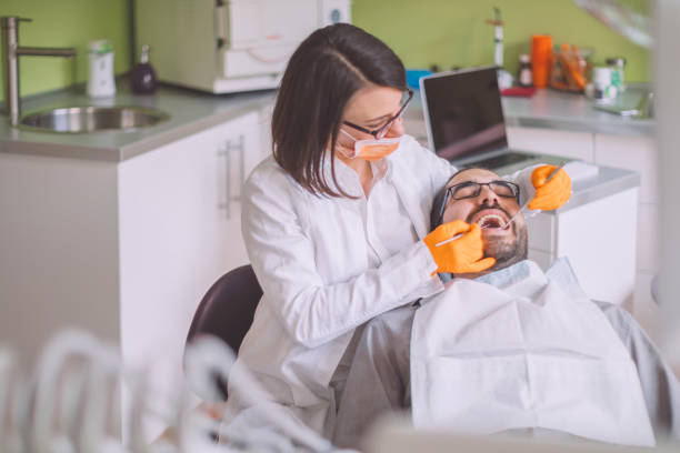 Best Emergency Treatment for Dental Infections or Abscesses in Shorewood Tower Hills Harbert, MI